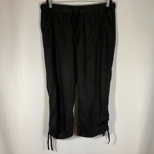 Addition Elle Black Crop Capri Pants with Pockets